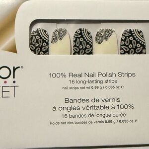 Colorstreet nail strips bandana republic